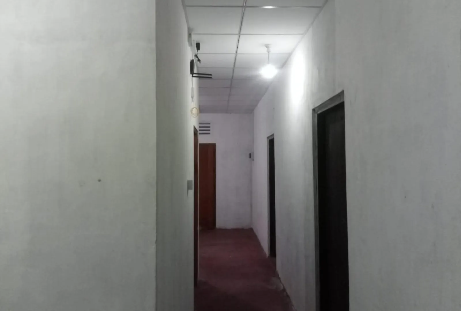 Hostel Eecs Transit And Budget Homestay Katunayake