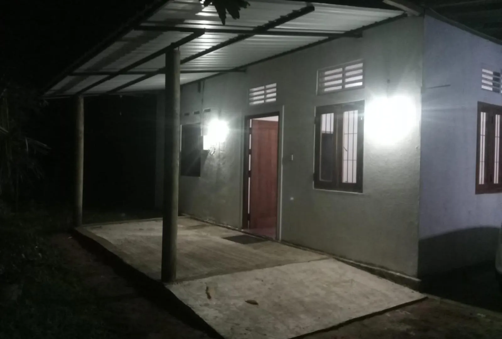 Eecs Transit And Budget Homestay Katunayake