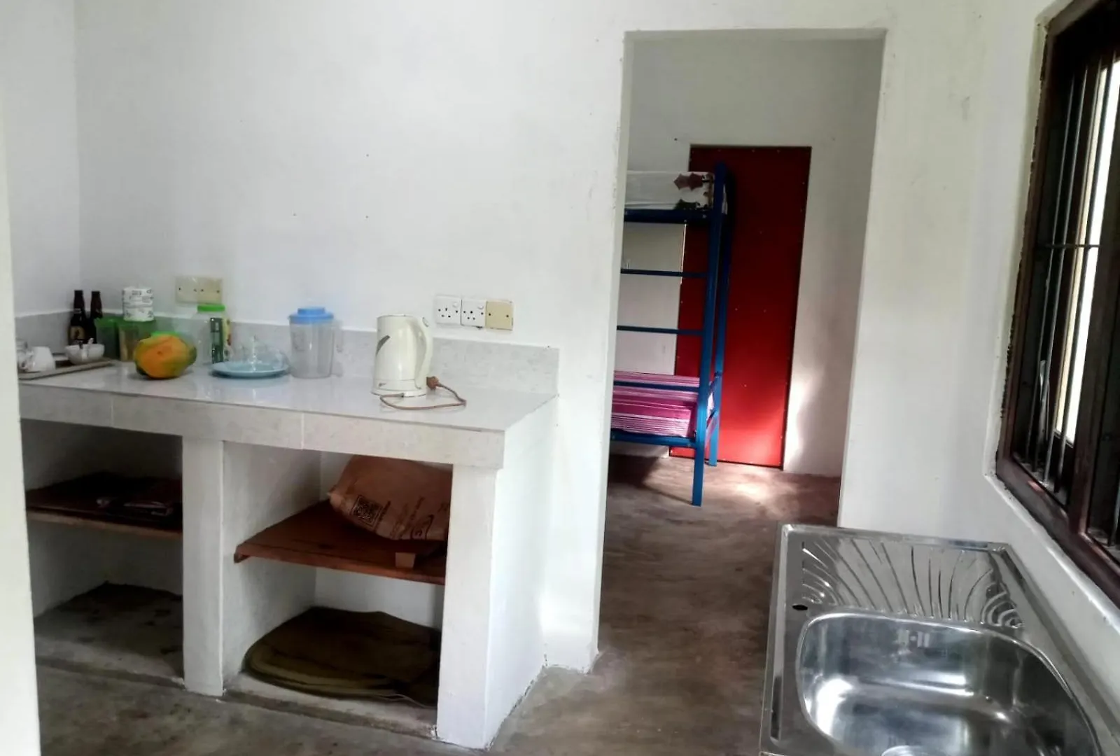 Eecs Transit And Budget Homestay Katunayake Sri Lanka