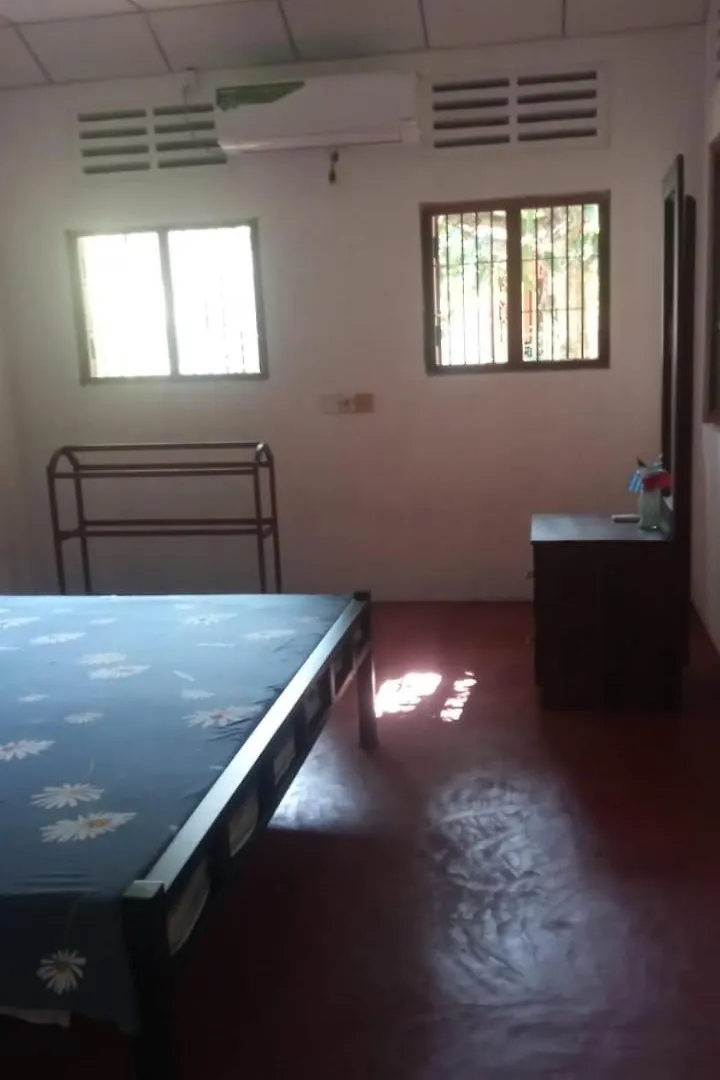 Eecs Transit And Budget Homestay Katunayake 0*,