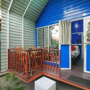A4 Colombo Airport: Eco-lodge With Free Airport Transfers Hostel