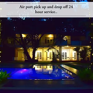 Airport Heritage Hostel